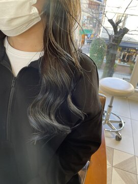 バブ バイネオリーブ(Bab by neolive) インナーカラー☆シルバーブルー