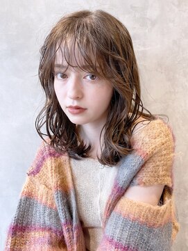 アイティーバイアルバム 松戸店(IT by ALBUM) ブラウンミディ_外ハネボブセクションカラー_38879