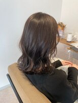 アムアム(amu_amu)&nbsp;透明感抜群外国人風カラー★カット＋イルミナカラー＋うる艶TR