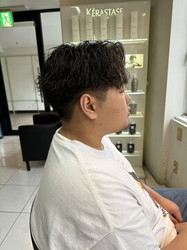 アイズ 海老名(AIZU) ツイストスパイラルパーマ　メンズパーマ　海老名　眉毛　本厚木