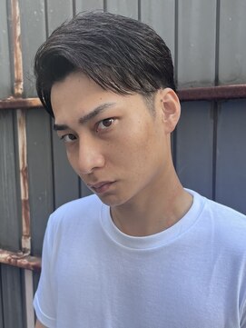 スワッグバーバースタジオ(SWAG BARBER STUDIO) ナチュラル七三