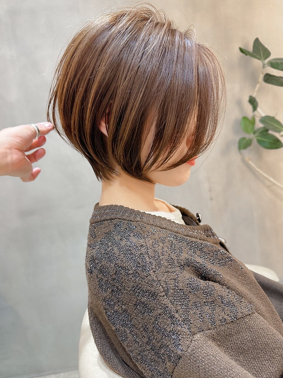 人毛 ハンドカット　マッシュボブ　少し明るめブラウン Ｍサイズ 2025年秋】マッシュ ボブの髪型・ヘアアレンジ｜人気順