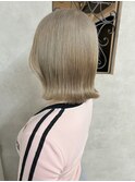 イメチェンヘアスタイルホワイトブロンド外ハネボブ美髪のススメ