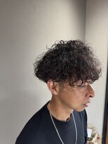 ナゴ(nago.)&nbsp;ラフな動きのツイストパーマ