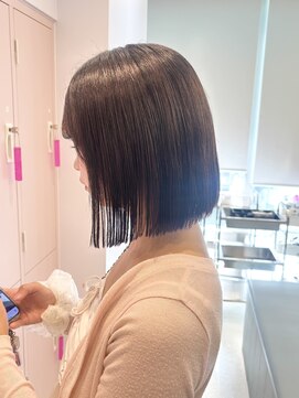 アール 横浜(R) 【cocona】似合わせボブカット×縮毛矯正