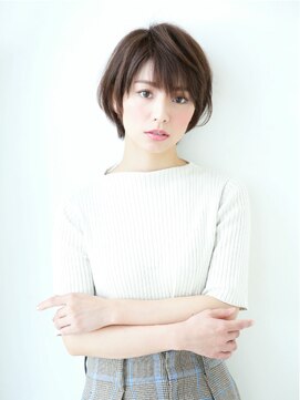 フミ(Fumi) フレンチシックなオーバルショート