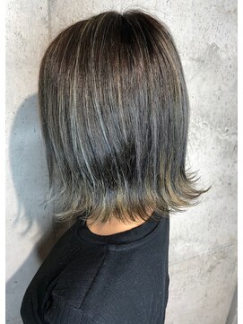 クオン(Cuon) ハイライト×アッシュグレー