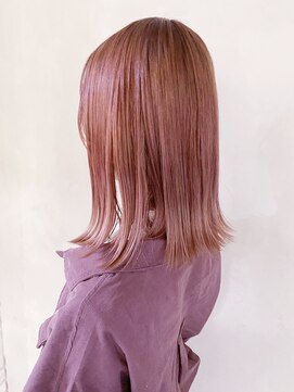 アリエッタ アザブ(ARIETTA AZABU) 《オオタキマサシ》N.カラー ピンクベージュ 切りっぱなしボブ