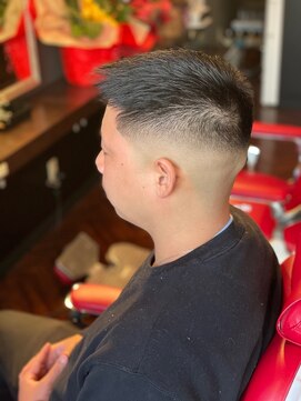 エムビーシー(M.B.C) フェードカット