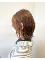 パラゴ(PARAGO.)&nbsp;《緑橋/城東区/女性サロン》インナーカラー　イヤリングカラー