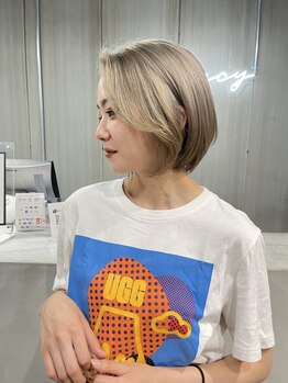 ディセンシー(Dicency)の写真/第一印象を左右する顔周りCutで似合わせをご提案！トレンドの韓国風スタイルはDicencyで叶う☆