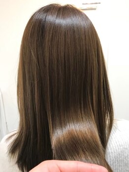 ハクバイジェービー 稲毛(hak by jb)の写真/湿気・うねり対策◎丁寧なカウンセリングと一人ひとりの髪質に合わせたご提案で、自然なストレートヘアへ。