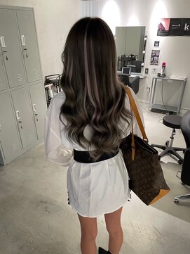 キング(K!ng) 縮毛矯正髪質改善ハイライトレイヤーカット枚方美容室エクステ