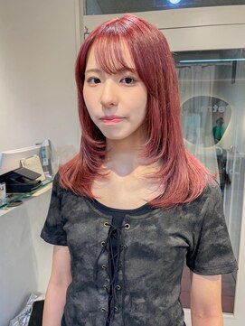 テトラ バイ ネオリーブ 横浜西口店(tetra by neolive) ケアブリーチ レッドカラー レイヤーカット 横浜N