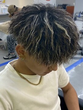 ダズルヘアラッシュ(DAZZLE hair RUSH) 名古屋ホワイトメッシュメンズハイライトパーマツイストパーマ◆