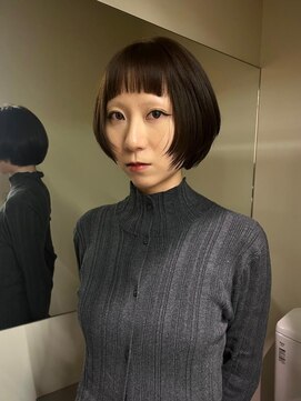 ユーリ(JUURI) オリーブ/ベージュ/レイヤー/ボブ