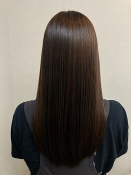 スラッシュ イー(/E)の写真/うるツヤが自慢！大人女性のための髪質改善サロン。理想の髪質になるためのお手伝い☆
