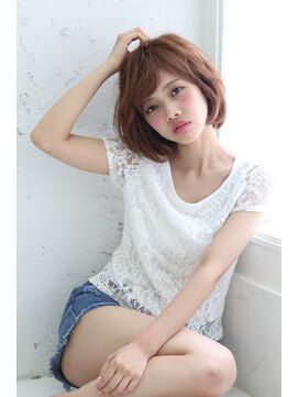 ラウレア(Laule'a) ゆるふわ♪ フェミニンボブ×イルミナカラー