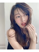 ハニーシブヤ(HONEY shibuya) 【KAYAK】小室里奈 グレージュくびれミディエッジーショート