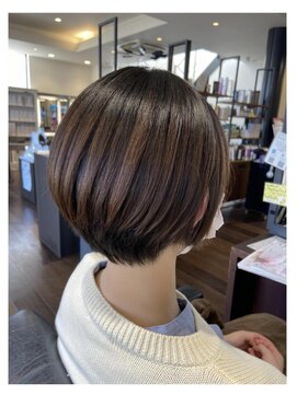 アンシャンテ(ENCHANT) ナチュラルショートボブ