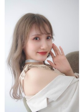 ビーハイブ 一番町店 アヴェダ(BEHIVE) ミルクベージュ×フェザーバング