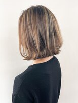 オル(Olu)&nbsp;【MASAYA】レイヤーボブ×外国人風ハイライトカラー