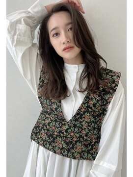 ソヨン 蟹江店(SOYON) 韓国風 くびれ セミロング 艶カラー