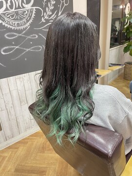 ビー オン ディー ヘア 池袋(BonD hair) #エメラルドグリーンのグラデーション【池袋/髪質改善】