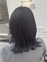 アマレット(Amaretto) 【ダークグレージュ×外はねボブ】