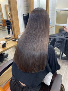 ナンバー アンフィール 渋谷(N° anfeel) 丸型卵形四角逆三角切りっぱなしボブエアリーロング美髪ブラウン