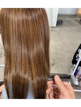 ルーム プロデュースドバイ アミカ(Room produced by Amica) 髪質改善ストレート