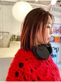 デザインカラーコントラストハイライト切りっぱなしボブ