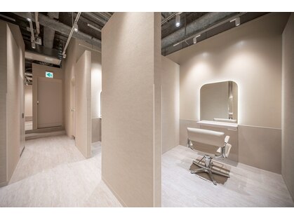 エレノア 四条烏丸店(Eleanor)の写真