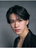 センターパートコンマヘアニュアンスパーマメンズパーマ