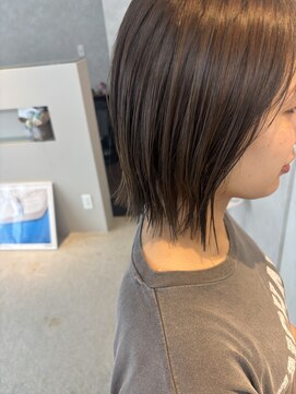 ナネヘアー(8. nane hair) オリーブベージュ