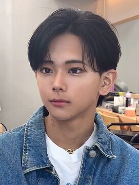 ナチュラル 渋谷(NATURAL) フェザーパーマ/スパイキーショート/サーフカール[メンズ/渋谷]