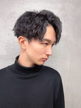 イズ(iss) [Mizuki指名限定]大人色気ツイストスパイラルパーマ