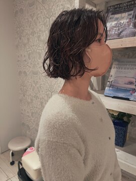 トップヘアーヒルズ 安城(TOP HAIR HILLS) ちょっとパーマの掛け方変えてみてます！