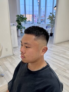 ロンド ラマ 岐阜(Lond bla-ma) バーバーフェードボウズ【Lond伊藤メンズ】