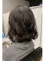 アコロン 武蔵小杉(acoron.) 抜け感をつくる大人のナチュラルパーマ