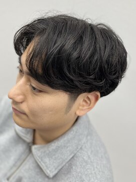 ベルーフ(BERUF) 程よいパーマ感がカッコいいニュアンスセンターパート！