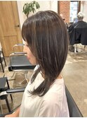 ピンクベージュレイヤーボブニュアンスカラー外ハネボブショート