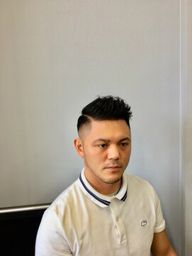 ゲート バーバー スタイル(GATE BAR BER STYLE) サイドパートフェード