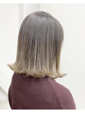 アライブ キチジョウジ(ALIVE Kichijoji) 【ALIVE 吉祥寺】グラデーション＊グレージュ＊ロブ