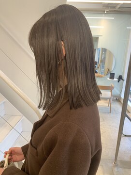 シキ 渋谷(siki) 【siki】くすみベージュロブ(原宿/表参道)