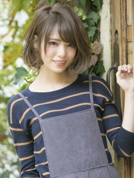 ロンド ルージュ 銀座店(Lond rouge) 耳掛けボブ　透明感アッシュブラウン