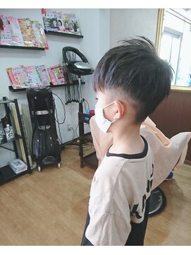 キュアスペース(CURE SPACE) 小学生カット