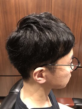 プレミアムバーバー 目黒店(PREMIUM BARBER produce by HIRO GINZA) くせ毛を生かしたナチュラルショート