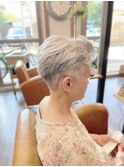 刈り上げ女子　ハンサムショート