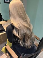 ラべリー 池袋(LOVELEY)&nbsp;ホワイトブロンド　【池袋】